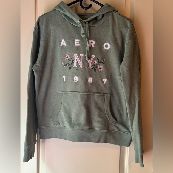 Aeropostale Green Sweater with Vintage Graphics Size L - Picture 1 of 13